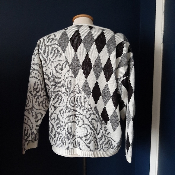 Adam fench vintage sweater size medium - Picture 2 of 3